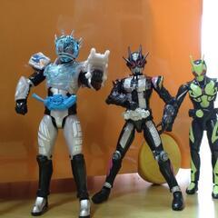 仮面ライダーRKF６体の画像