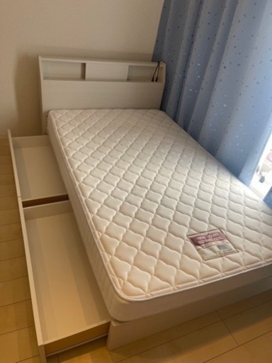 家具 ゼミダブルベッドとマットレス