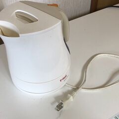 ティファール湯沸かし器の画像