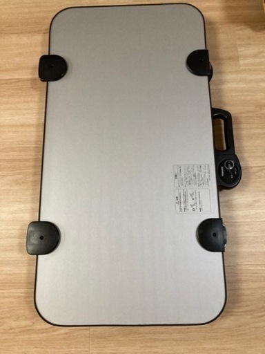 【美品2016年製】東芝ズボンプレッサーHIP-L36