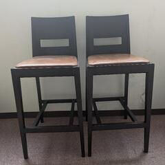足が長い椅子をお譲りします。家具 椅子の画像