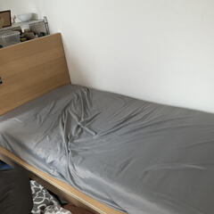 IKEAのMalm シングルベッドの画像