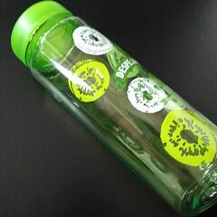 水筒 と言って良いかな?の画像