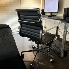 オフィスチェアの画像
