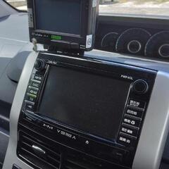福祉車両トヨタノアシルバー電動スロープの画像