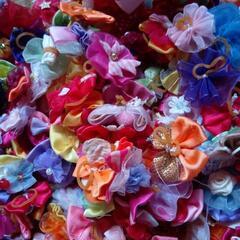 指輪サイズの手作りの花たくさんの画像