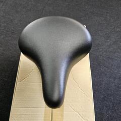 自転車　サドル(未使用)の画像