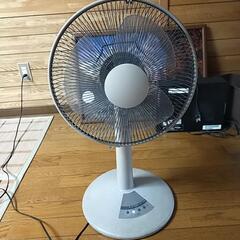 交渉中 無料 扇風機 もう1つ出てきました 首が回りません