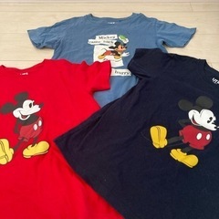 UNIQLOミッキーティシャツ