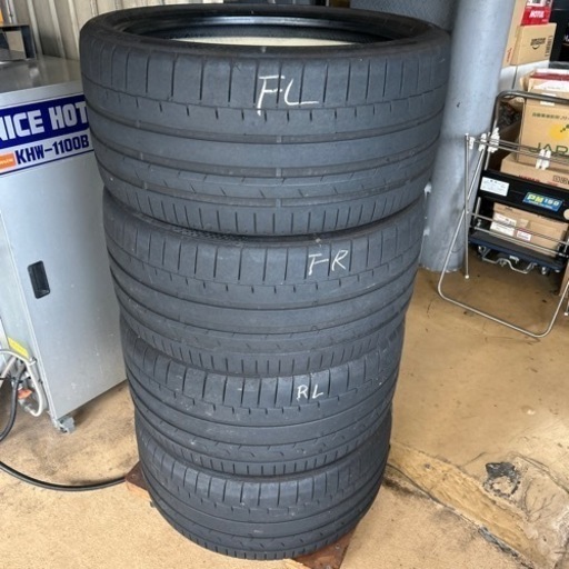 アウディ RS5 装着タイヤ 275/30-R20 中古4本