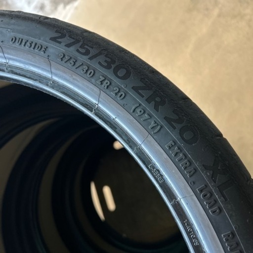 アウディ RS5 装着タイヤ 275/30-R20 中古4本