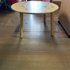 アンパンマンちゃぶ台　直径56センチ　高さ32センチの画像