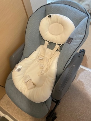 コンビ　ネムリラ　電動　ハイローチェア