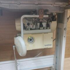 ブラザーミシン　業務用ミシンの画像