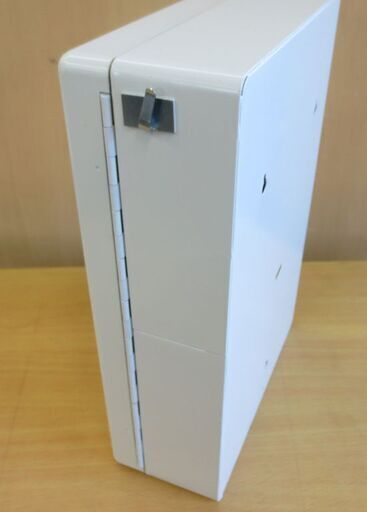 キーボックス 壁掛け 36本吊 テンキー キーレス 幅21㎝×高さ31.5㎝ 暗証番号 タイプ 非常解錠キー付 電池式 札幌 北20条店