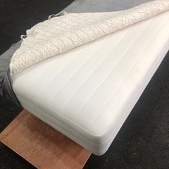 無印マットレスの画像