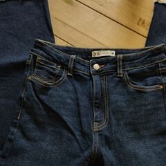 ZARAパンツ〈受け渡し予定者決定〉