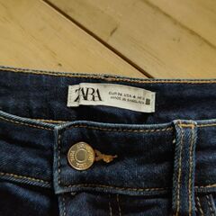 ZARAパンツ〈受け渡し予定者決定〉の画像