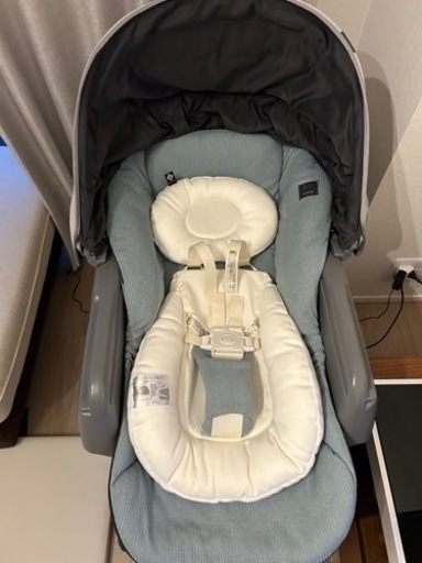 電動　オートスウィング　ネムリラ　最上級モデル　ハイローチェア　コンビ