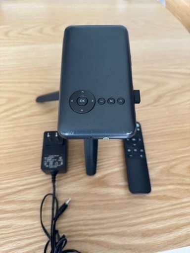 KABENI カベーニ　プロジェクター