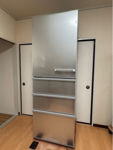 AQUA 冷蔵庫 AQR-36M2L(S) 2022年製 355L 右開き Amazon | AQUA AQR-36M2-S ブライトシルバー [冷蔵庫 (355L・右