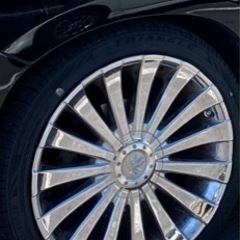 (お話中
)車のパーツ タイヤ、ホイールの画像