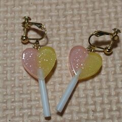 イヤリング　各100円→各50円に値下げしました！　２種類あります！の画像