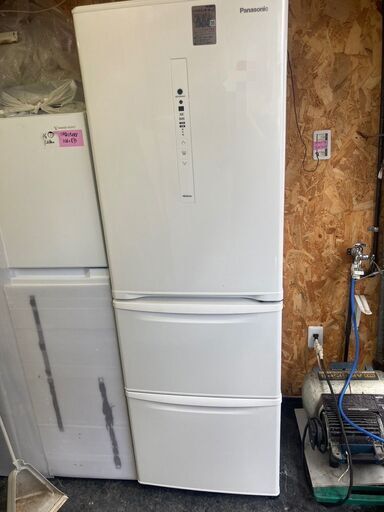 ☆中古￥31,800！【店長おすすめ！】Panasonic　365㍑3ドア冷蔵庫　家電　2018年製　NR-C37HC-W型　幅59㎝ｘ奥行64㎝ｘ高さ180㎝　【BF164】