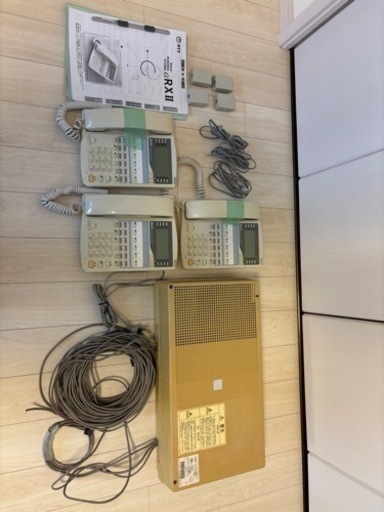 マルチビジネスフォン　本体&電話器3台セット