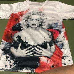 レディース マドンナTシャツ
