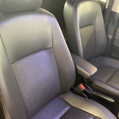 車検満タン　トヨタアクア平成25年上級グレードの画像