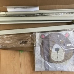ベビーベッドフェンス