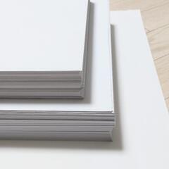 B4用紙 A3用紙 コピー用紙 数百枚あります の画像