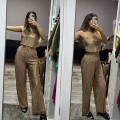 サテンプリーツパンツ セットアップ Mサイズの画像