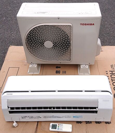 山口市、エアコン6～8畳、基本工事込み￥400002017年東芝リモコン配管付き