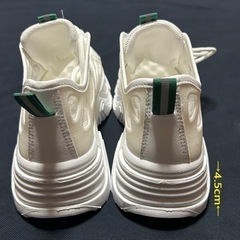 厚底スニーカー　23cm　白　メッシュ　底約4.5cm 通気性　ノーブランド　涼しい　の画像
