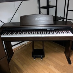 YAMAHA グラビノーバ　電子ピアノの画像