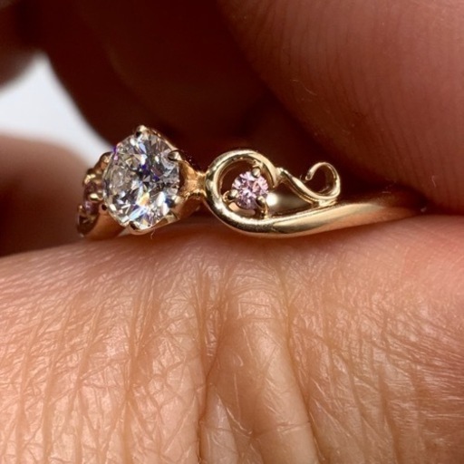 K18 ピンクゴールド　ダイヤモンド　リング　ピンクダイヤモンド　1.7g 0.315ct ティアラリング