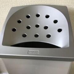 【新品未使用】灰皿 スタンド 北大塚　約68cm高の画像