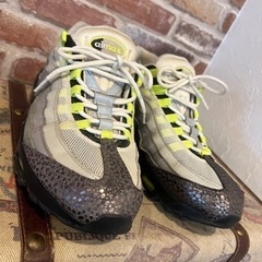 限定 NIKE AIR MAX 95 イエローグラデーション スニーカー