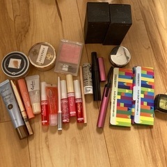 コスメ　まとめて　100円にしました！！