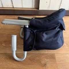 Inglesina イングリッシーナ ☆ ファスト ☆ テーブルチェア ☆ ネイビー ☆ 清掃済みの画像