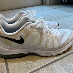NIKE エアマックス　インビガー　の画像