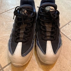 AIR MAX 95 スニーカー　　他にも数多くスニーカー出品中❗️の画像