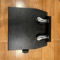 ピアノの補助ペダル