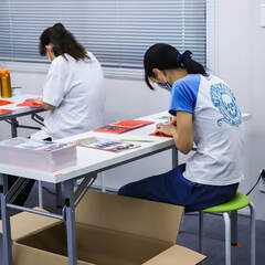 ☆内職さん募集中☆　封入やシール貼り【年齢不問・完全出来高制】の画像