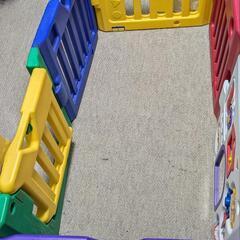 ベビーサークルの画像