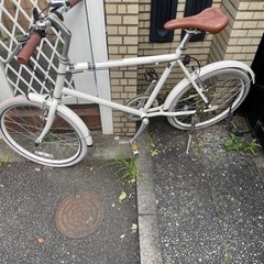 自転車 折りたたみ自転車の画像