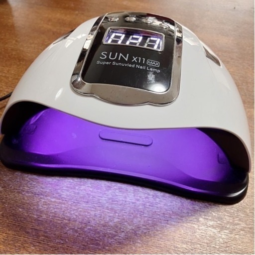 【美品】　センサー付き　UV ネイルランプ