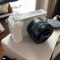 SONY VLOGCAM ズームレンズキット ZV-E1L ホワイトの画像